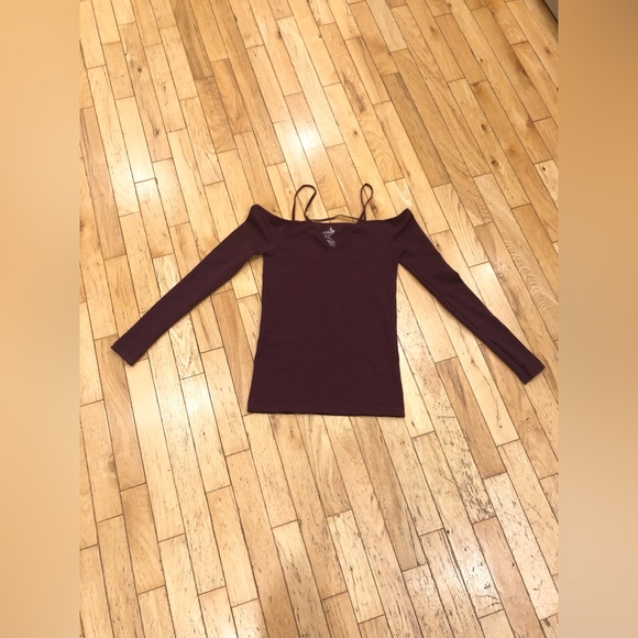 FREE PEOPLE Intimately nylon-spandex strappy v-neck off the shoulder top. M/L - Picture 3 of 12